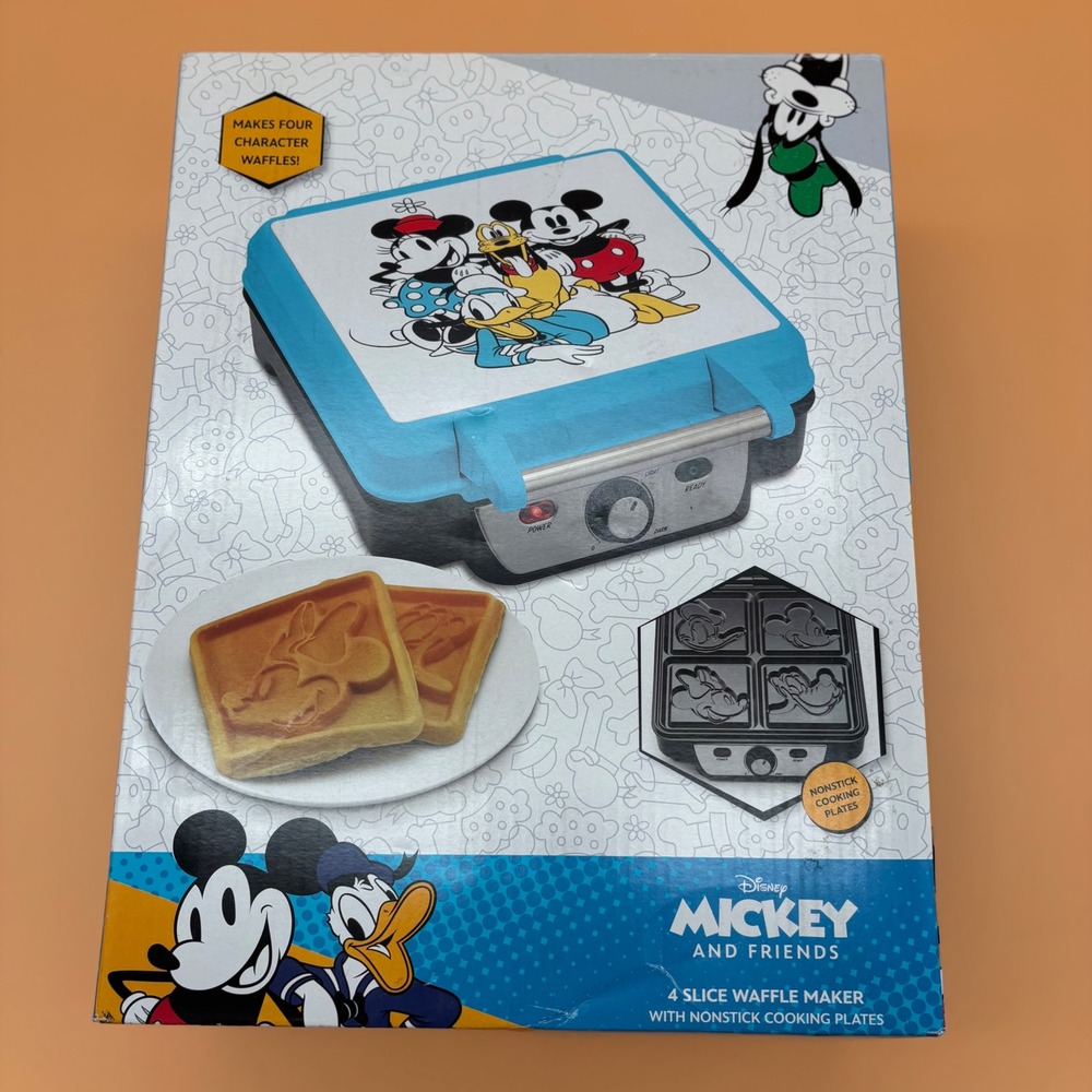 Disney Mickey and Friends 4 Slice Waffle Maker Nonstick Blue DSC-281B New
